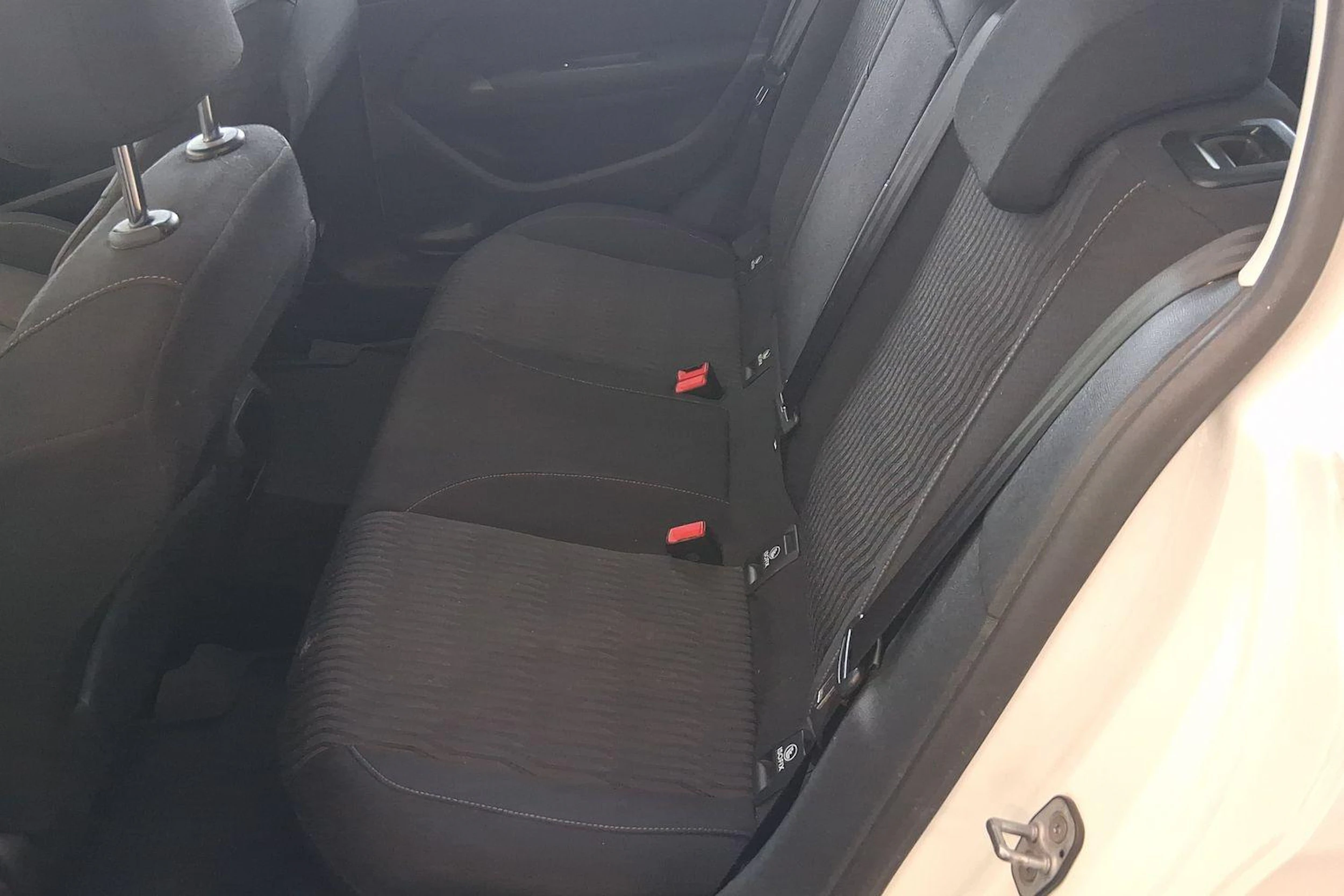 valkoinen Peugeot 308 2014 kuva 8.