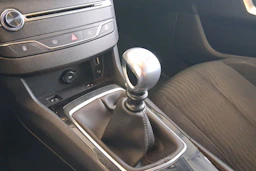 valkoinen Peugeot 308 2014 kuva 14.