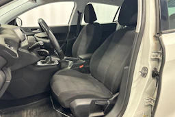 valkoinen Peugeot 308 2014 kuva 10.