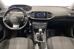 punainen Peugeot 308 2015 kuva 7.