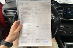 punainen Peugeot 308 2015 kuva 24.