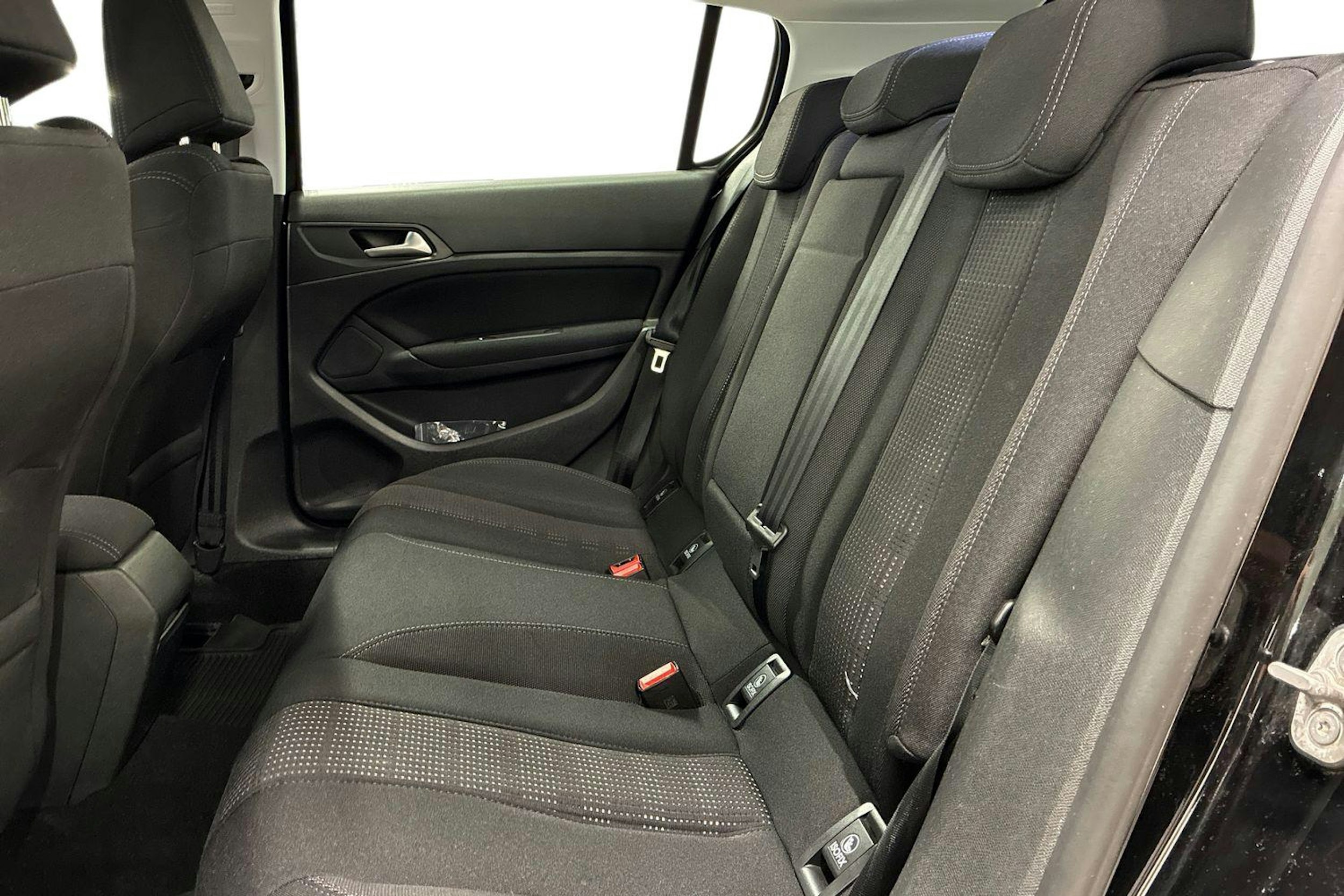 musta Peugeot 308 2015 kuva 10.