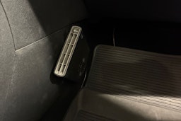 musta Peugeot 308 2015 kuva 23.