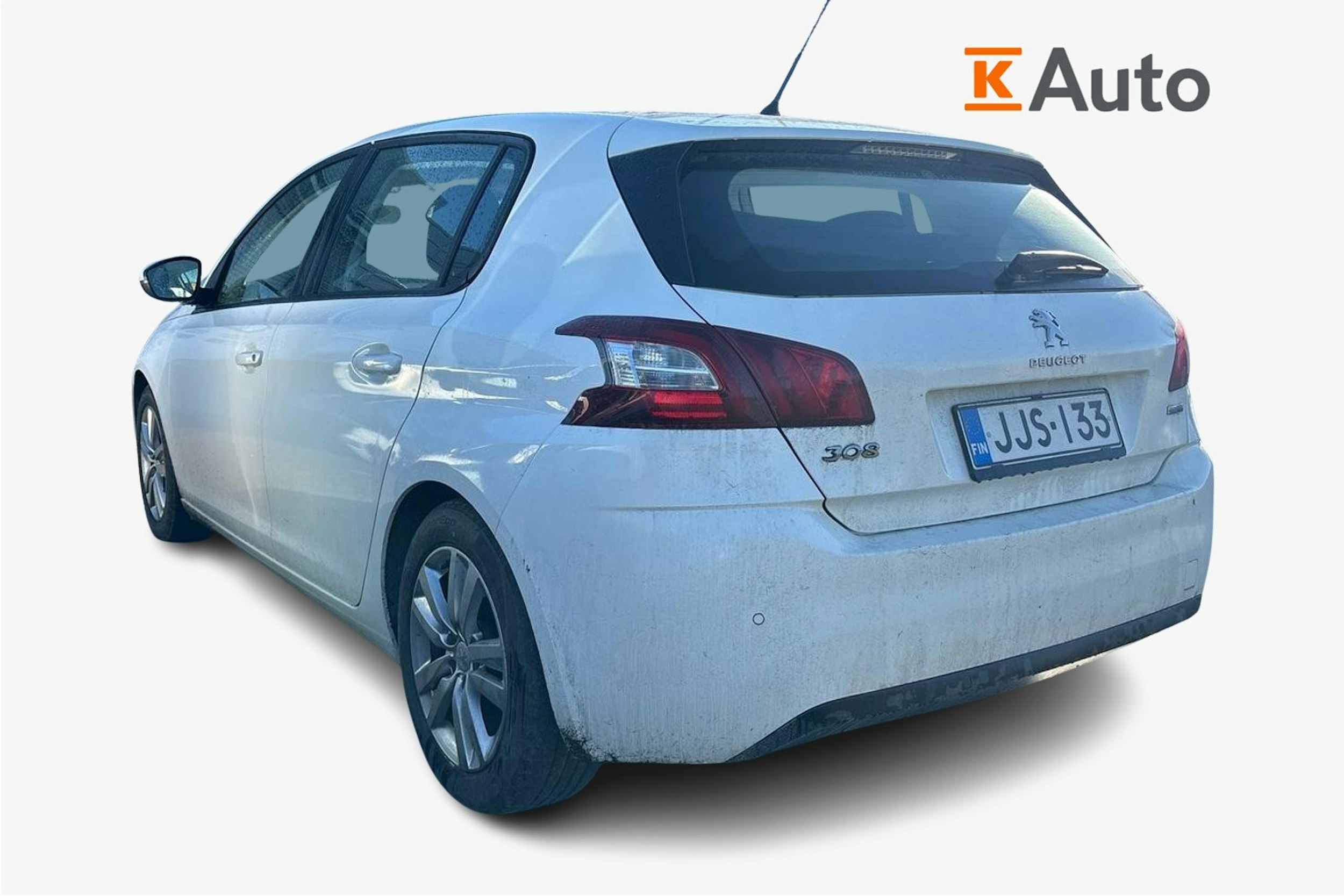Valkoinen Peugeot 308 2015 kuva 2.