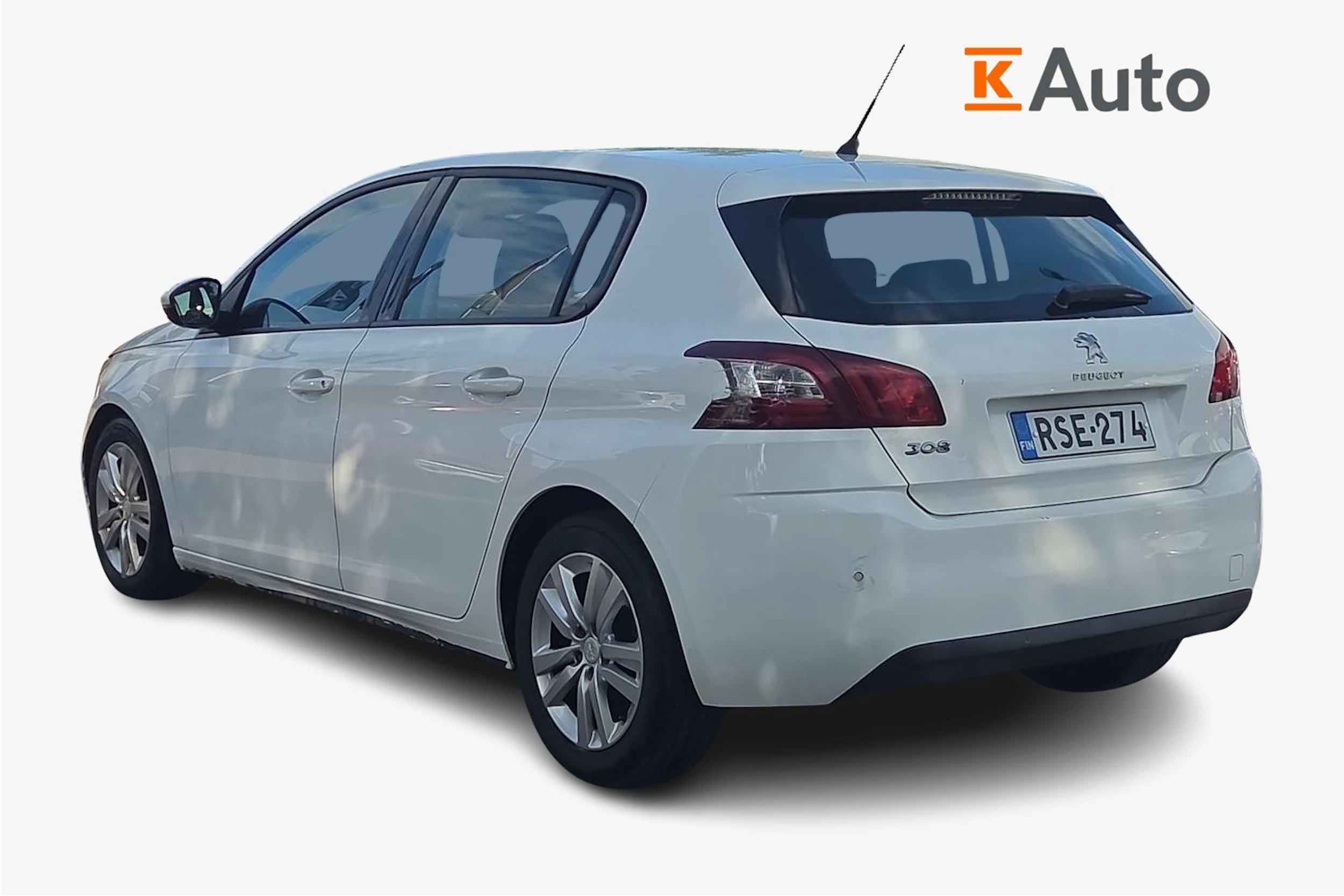 valkoinen Peugeot 308 2015 kuva 2.