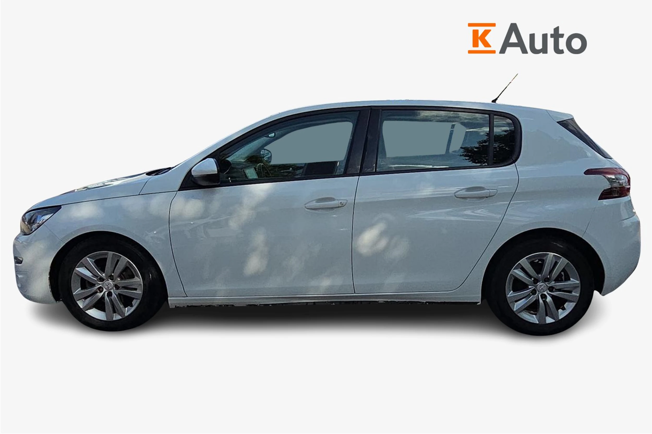 valkoinen Peugeot 308 2015 kuva 5.