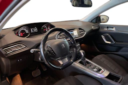 met. punainen Peugeot 308 2016 kuva 8.