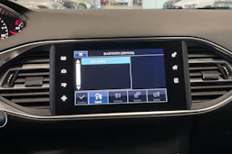 met. punainen Peugeot 308 2016 kuva 21.