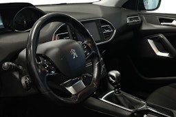 sininen Peugeot 308 2016 kuva 7.