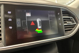 sininen Peugeot 308 2016 kuva 21.
