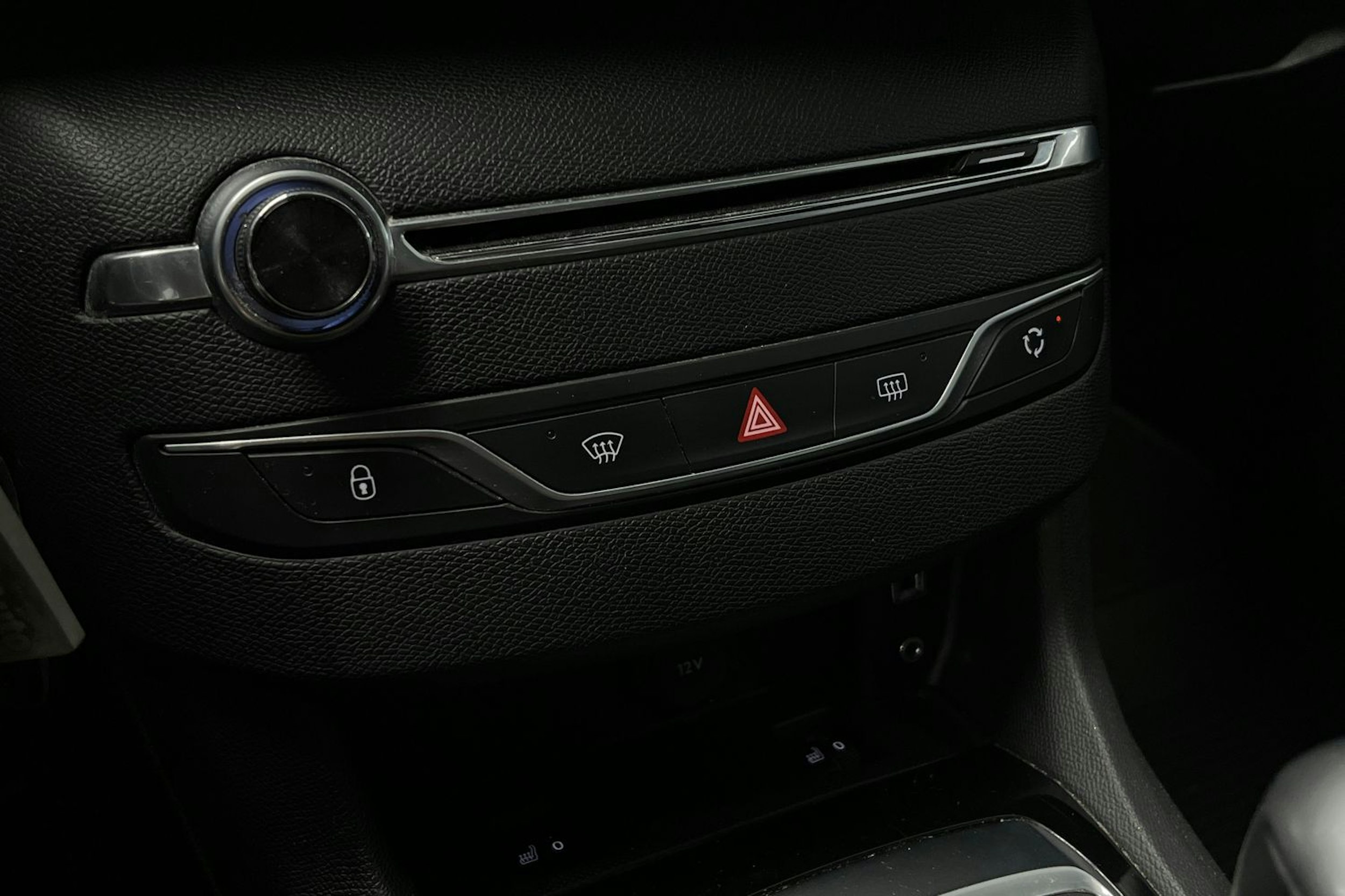 sininen Peugeot 308 2016 kuva 23.