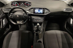 valkoinen Peugeot 308 2016 kuva 7.