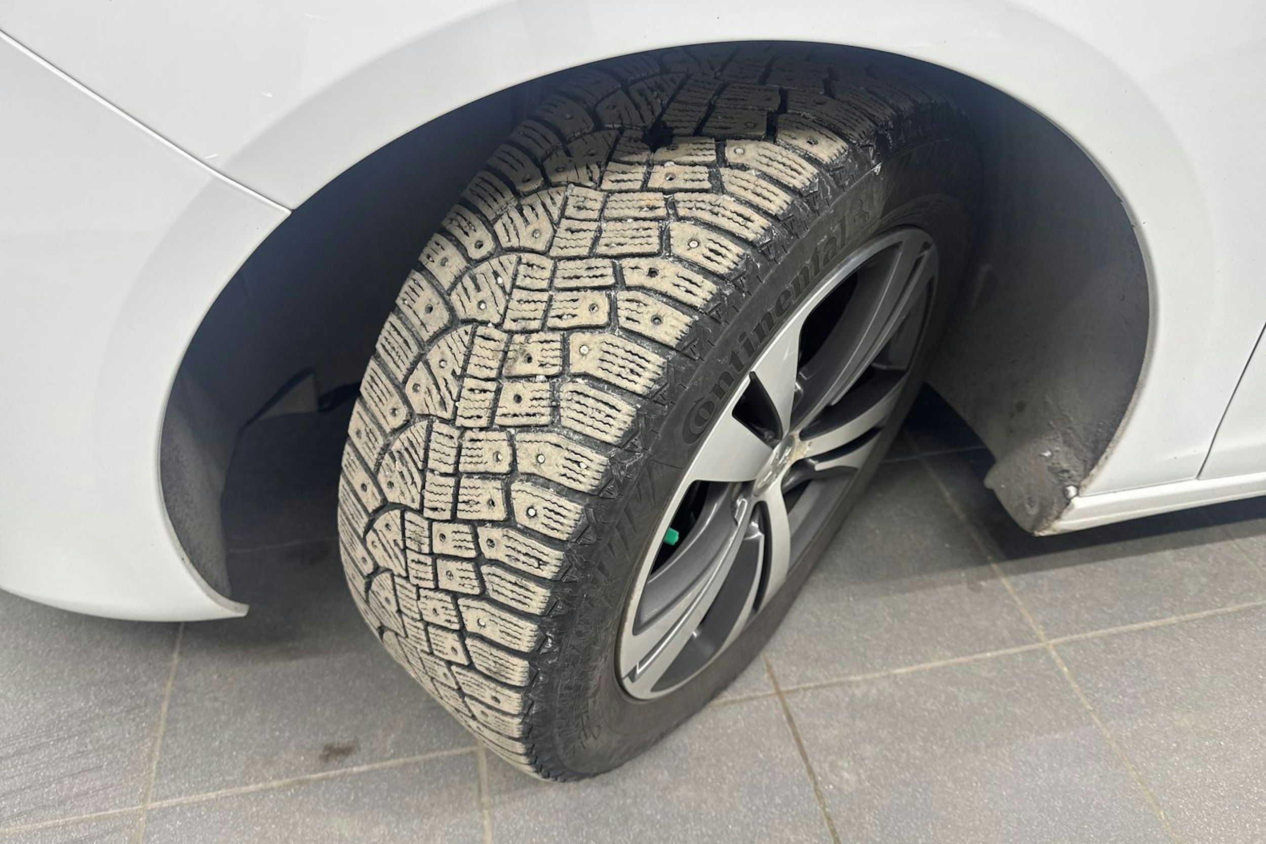 valkoinen Peugeot 308 2016 kuva 9.