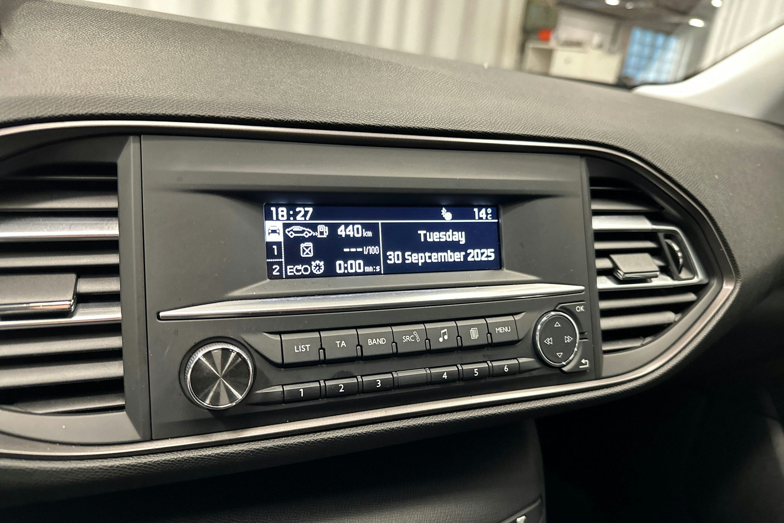 harmaa Peugeot 308 2016 kuva 15.