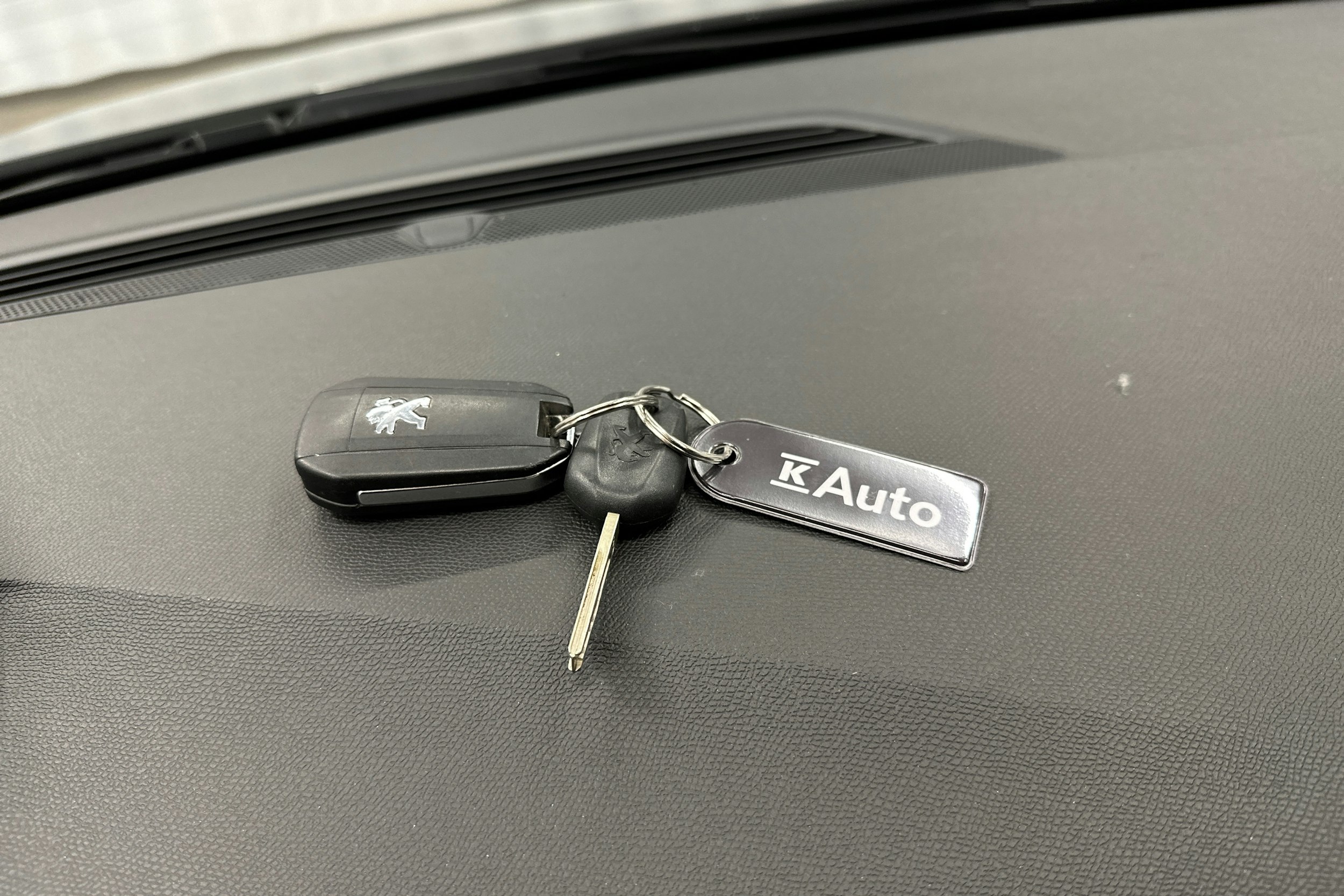 harmaa Peugeot 308 2016 kuva 21.