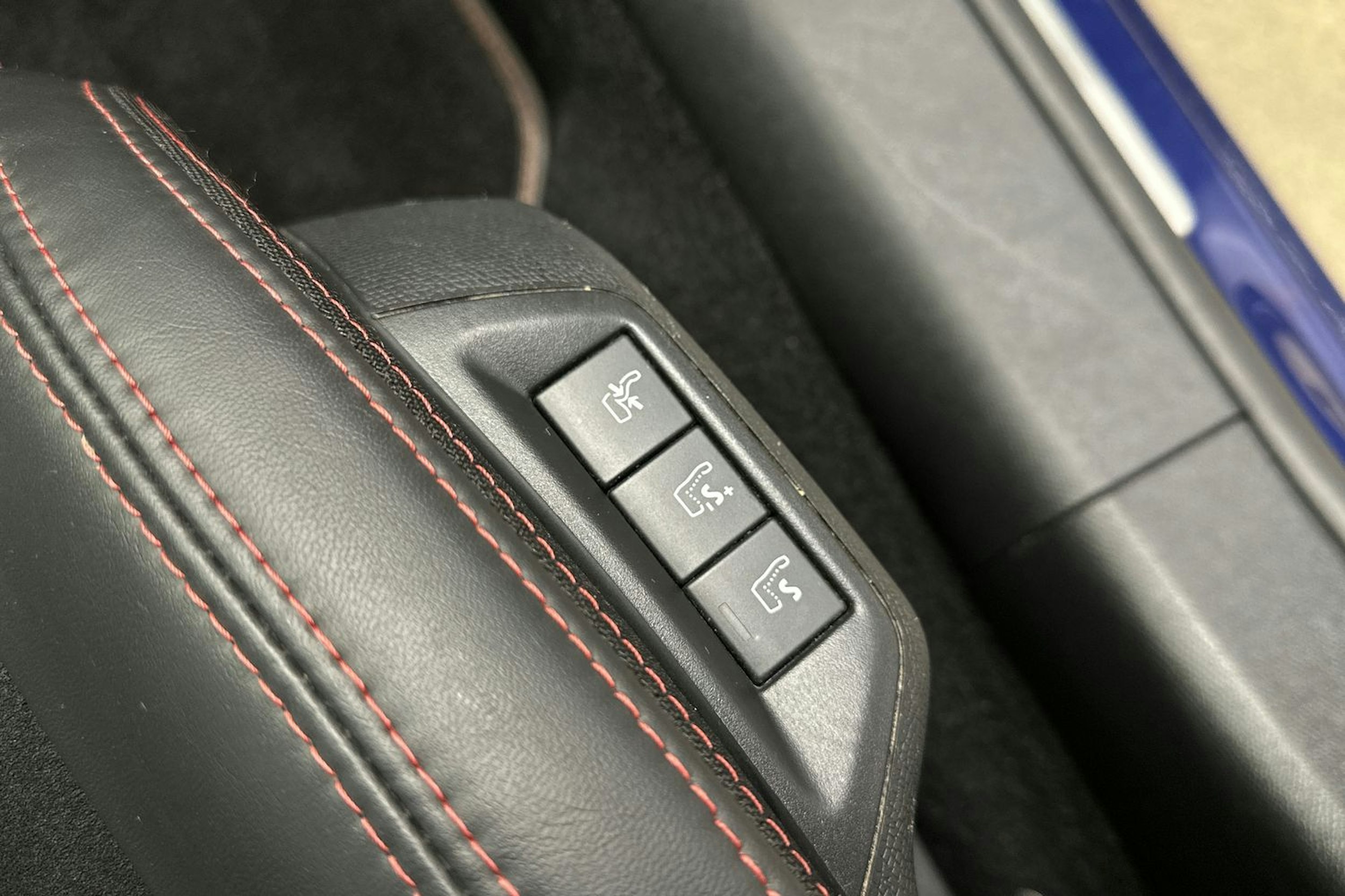 sininen Peugeot 308 2017 kuva 11.