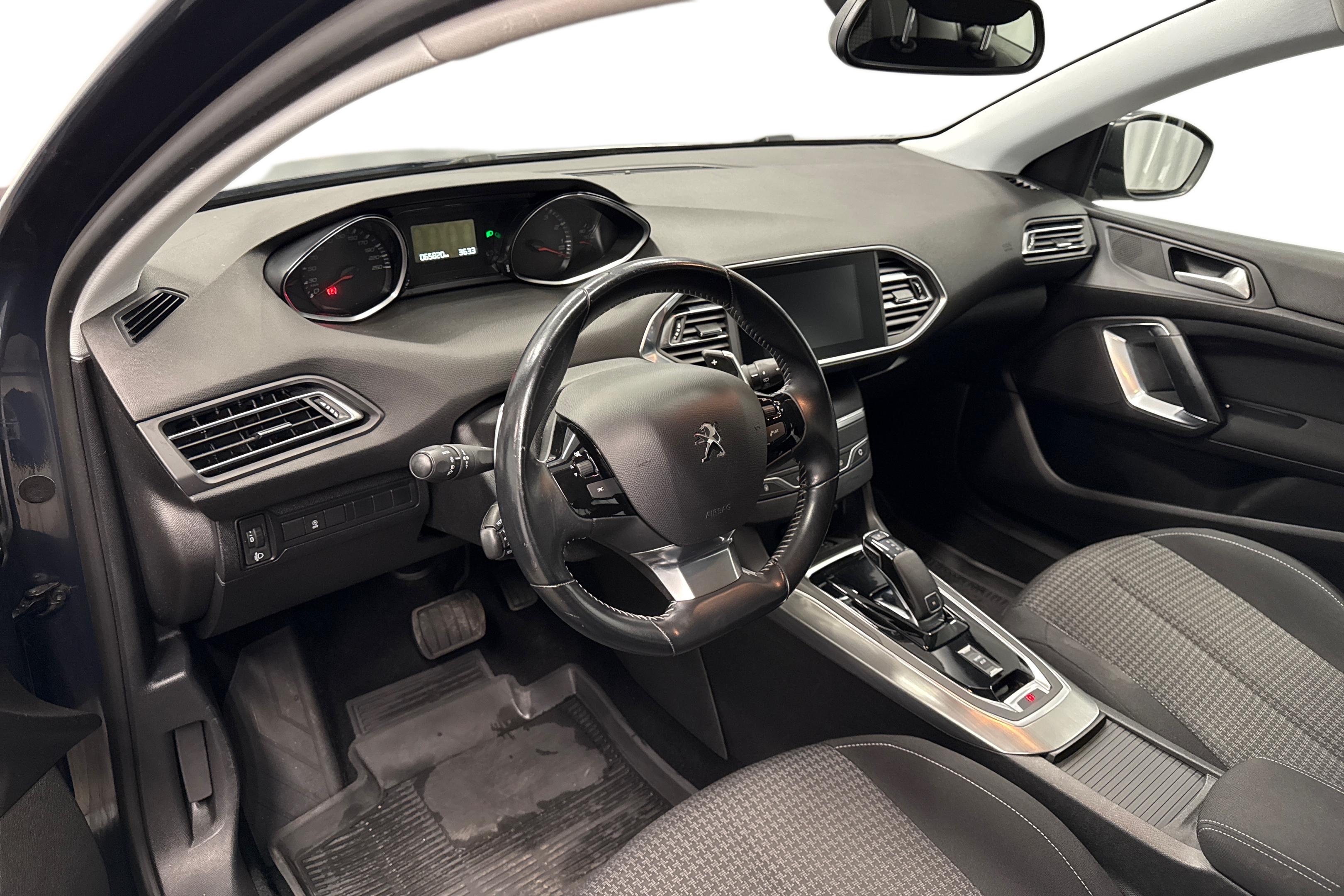 Peugeot 308 2019, kuva 6/15