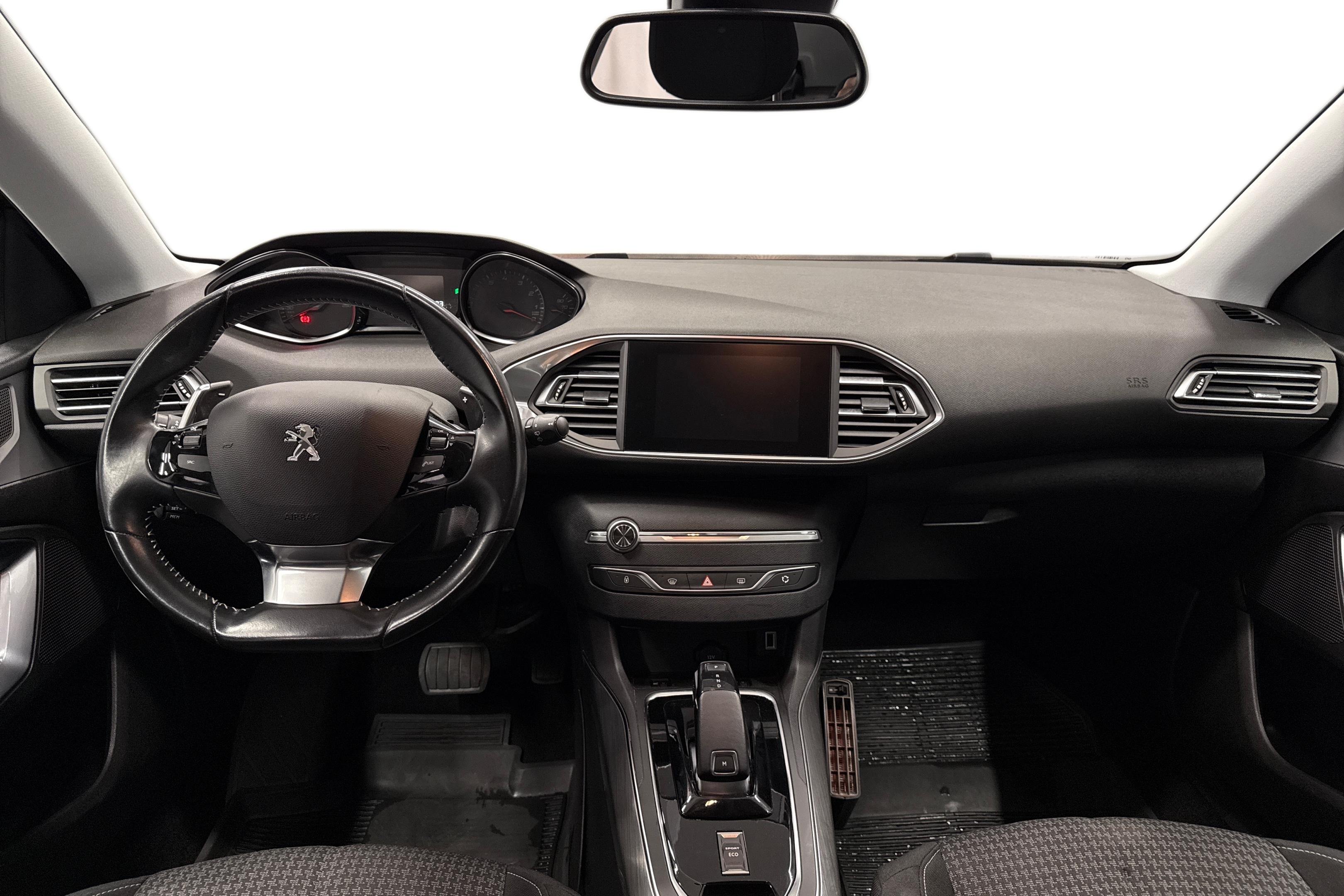 Peugeot 308 2019, kuva 7/15