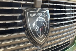 Vihreä Peugeot 308 2022 kuva 35.