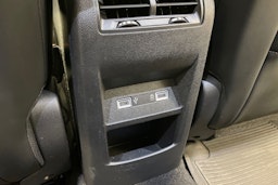 Vihreä Peugeot 308 2022 kuva 36.