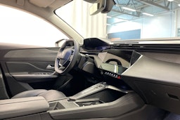 Vihreä Peugeot 308 2022 kuva 38.