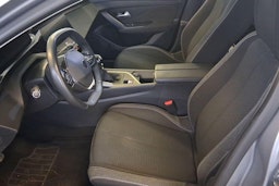 harmaa Peugeot 308 2022 kuva 9.