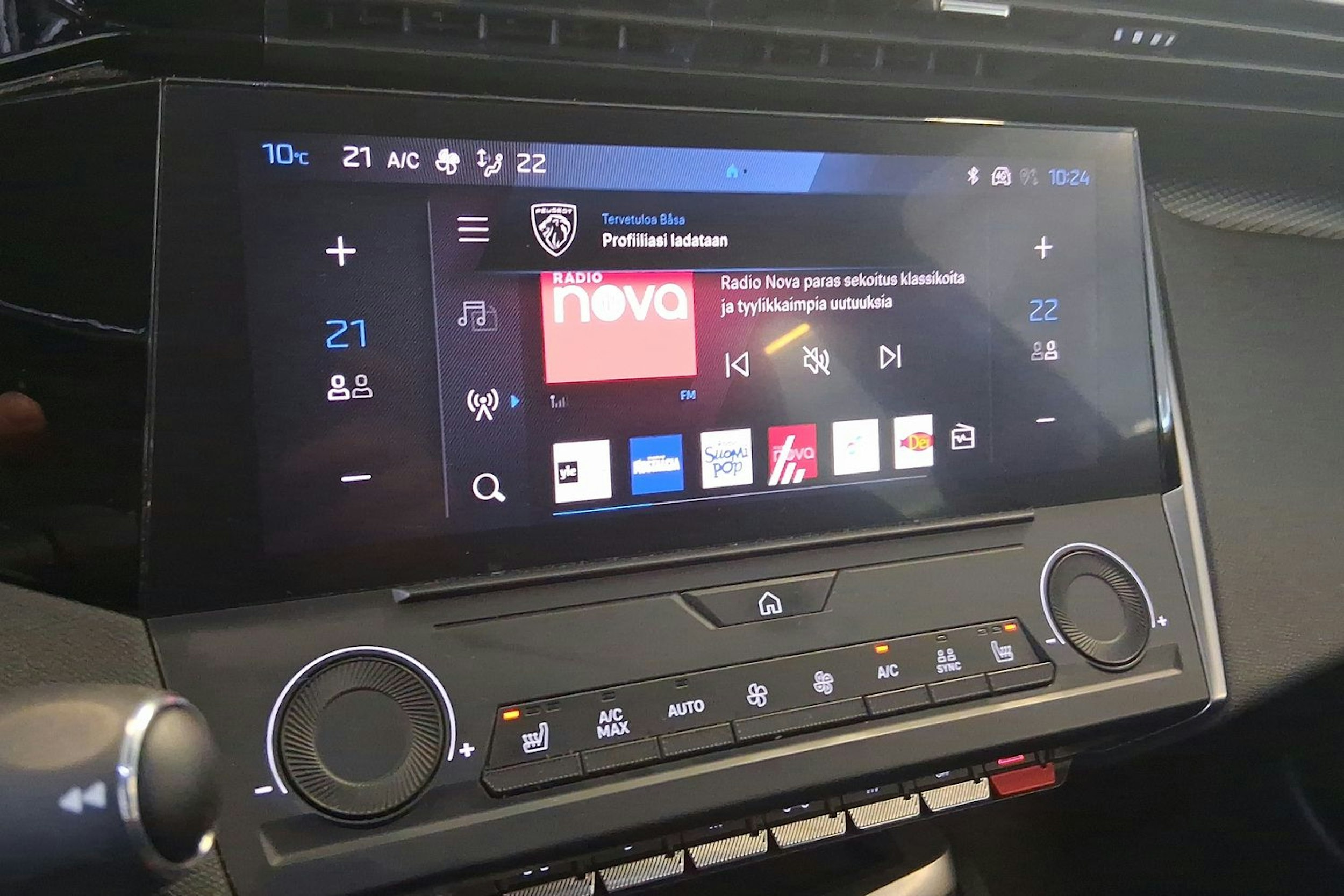 harmaa Peugeot 308 2022 kuva 18.