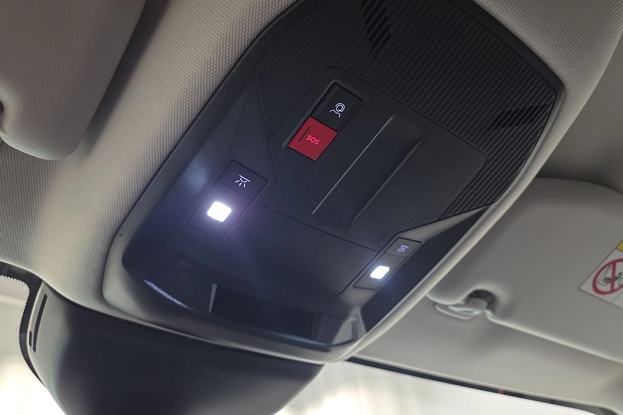 sininen Peugeot 308 2022 kuva 27.