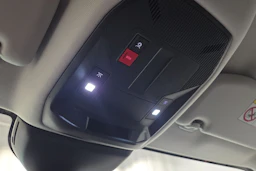 sininen Peugeot 308 2022 kuva 27.