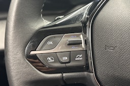 harmaa Peugeot 308 2023 kuva 15.