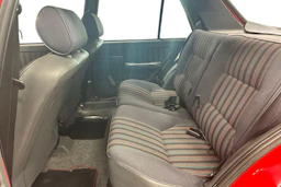 punainen Peugeot 309 1992 kuva 11.