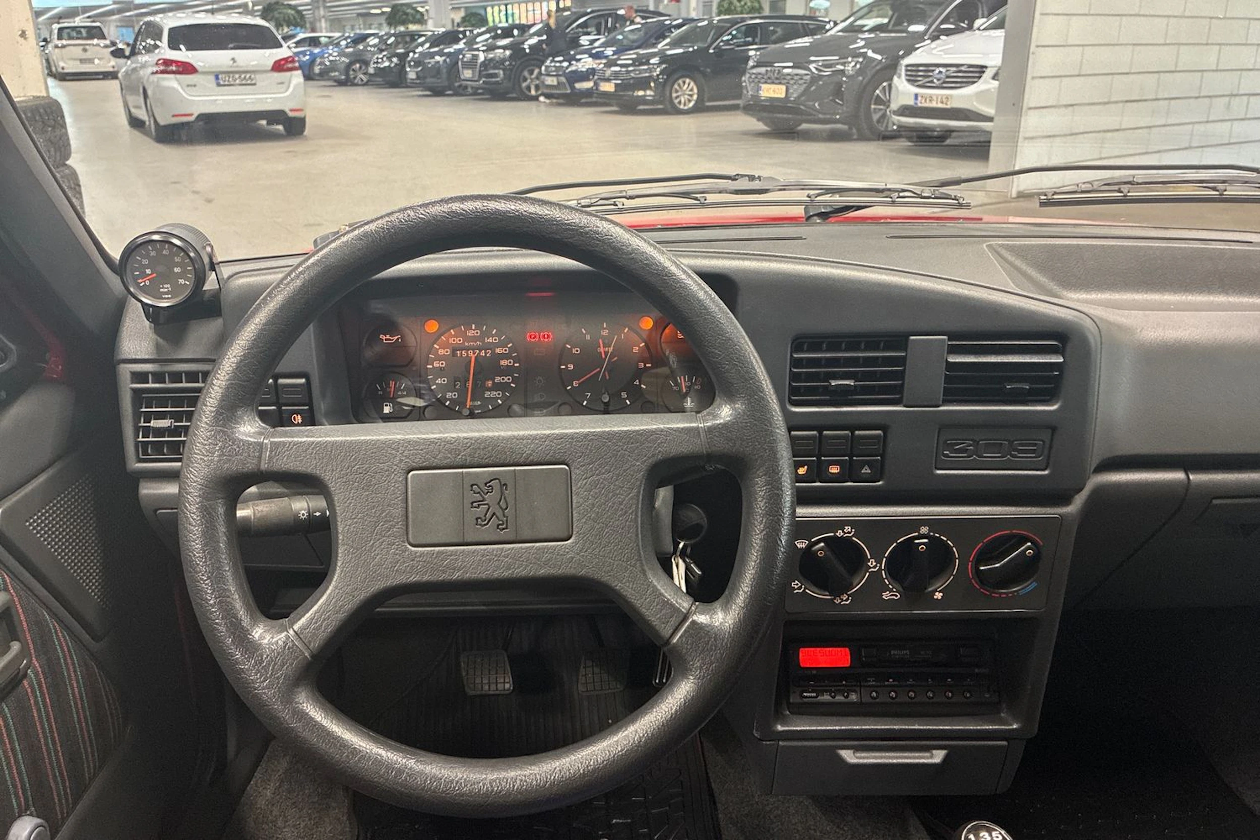 punainen Peugeot 309 1992 kuva 15.