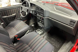 punainen Peugeot 309 1992 kuva 27.