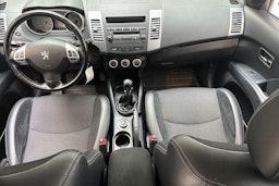musta Peugeot 4007 2008 kuva 9.