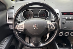 musta Peugeot 4007 2008 kuva 17.