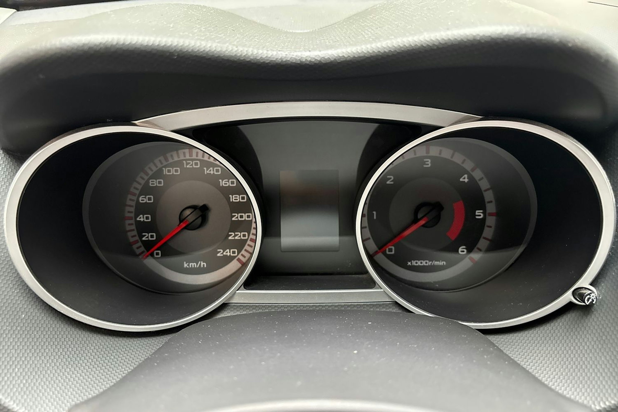musta Peugeot 4007 2008 kuva 18.