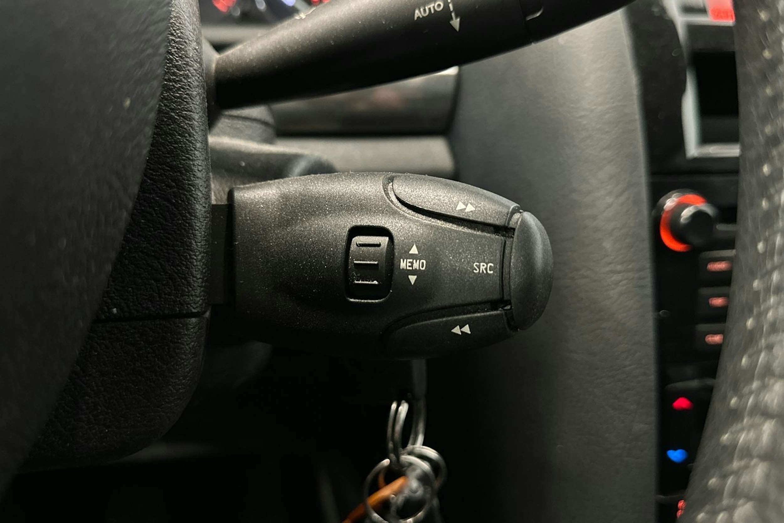 Musta Peugeot 407 2010 kuva 14.