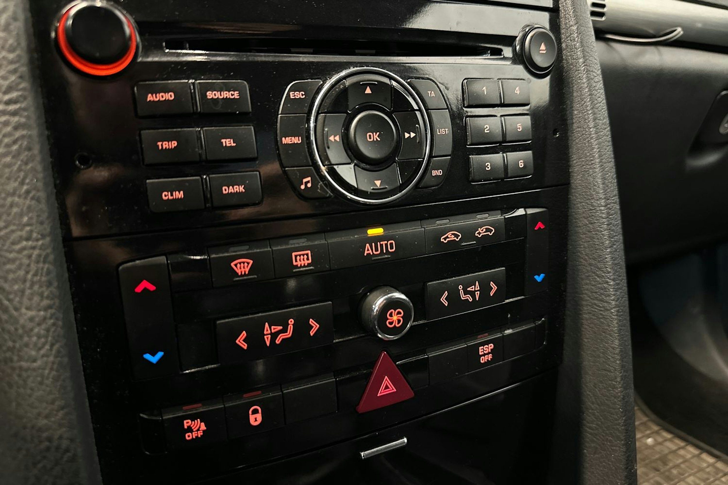 Musta Peugeot 407 2010 kuva 19.