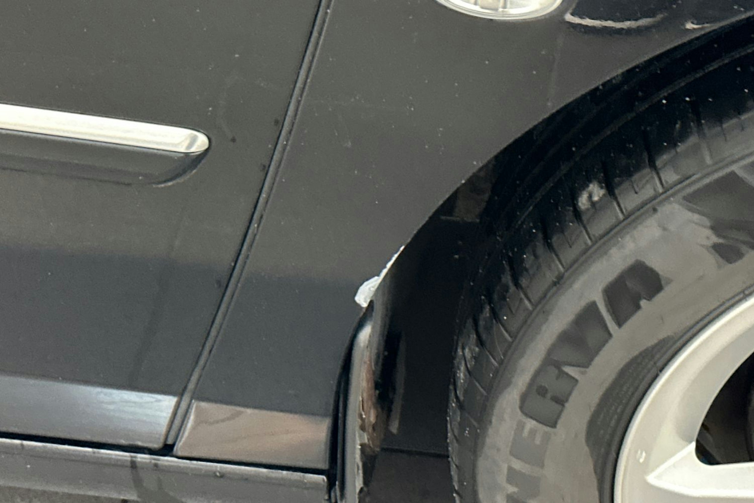 Musta Peugeot 407 2010 kuva 22.