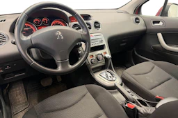 Punainen Peugeot 408 2012 kuva 6.