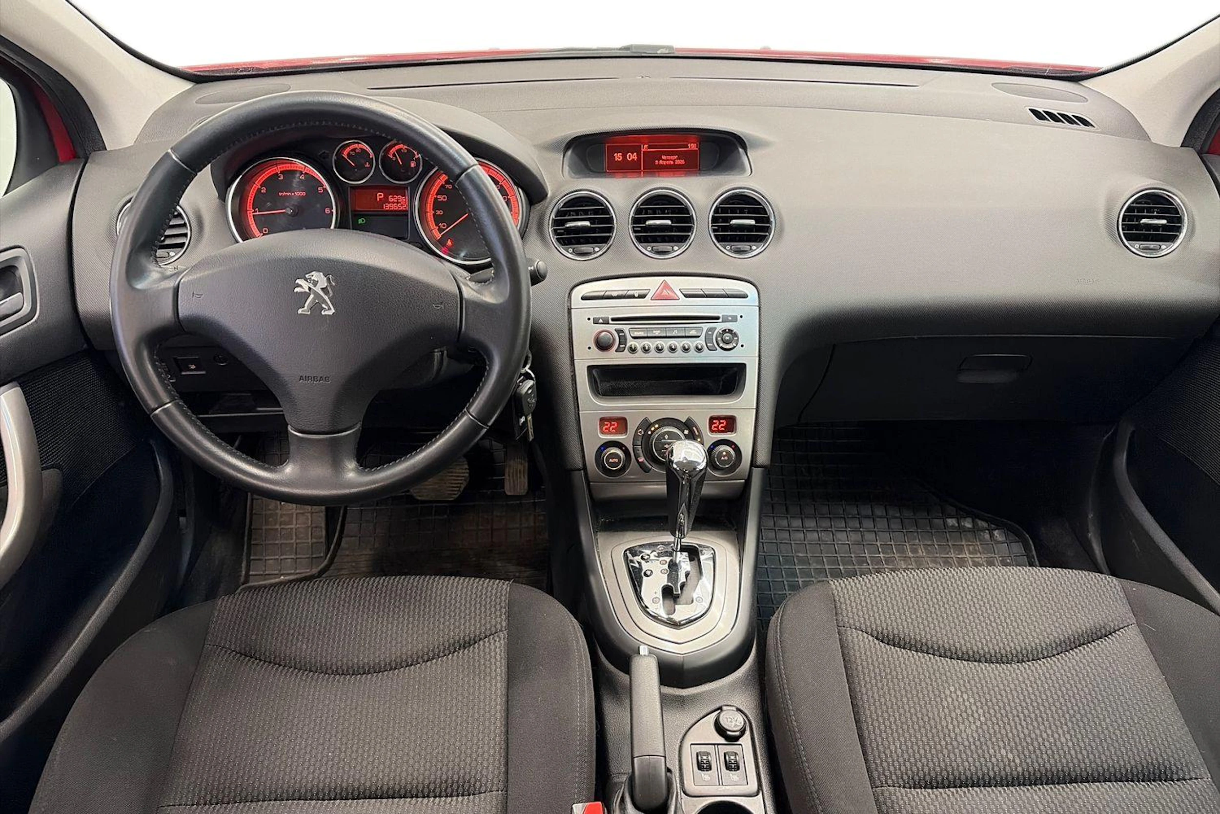 Punainen Peugeot 408 2012 kuva 7.