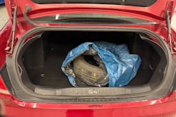 Punainen Peugeot 408 2012 kuva 10.