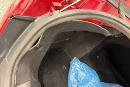 Punainen Peugeot 408 2012 kuva 23.