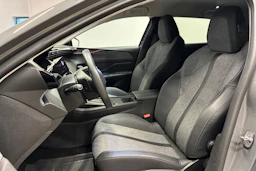 Harmaa Peugeot 408 2023 kuva 23.