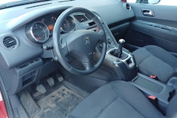 met. punainen Peugeot 5008 2010 kuva 3.