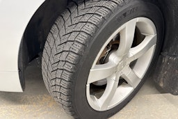 harmaa Peugeot 5008 2012 kuva 13.