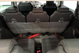 harmaa Peugeot 5008 2012 kuva 18.