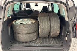 harmaa Peugeot 5008 2012 kuva 20.