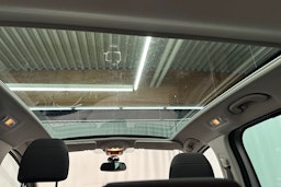 harmaa Peugeot 5008 2012 kuva 30.