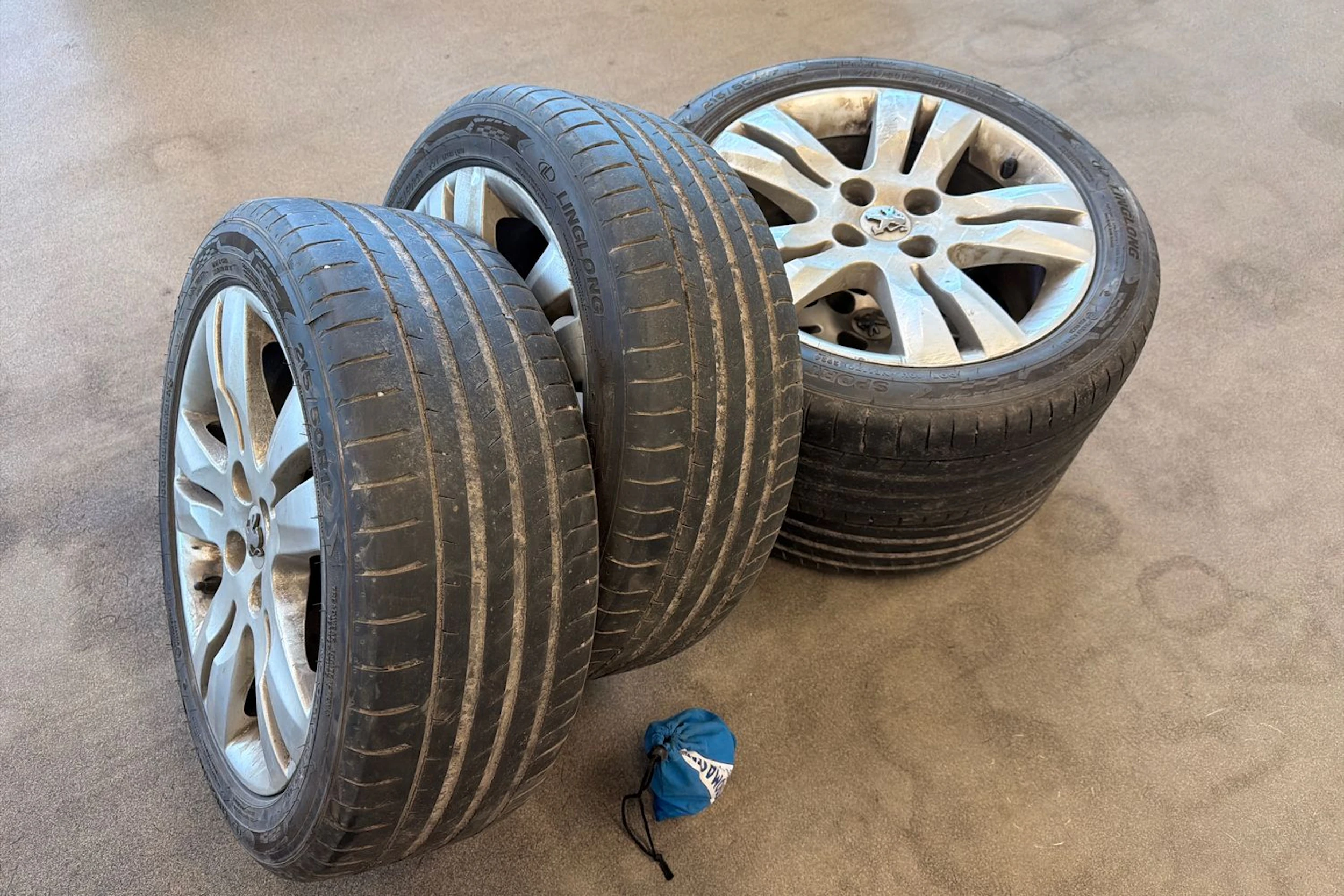 Valkoinen Peugeot 5008 2012 kuva 31.